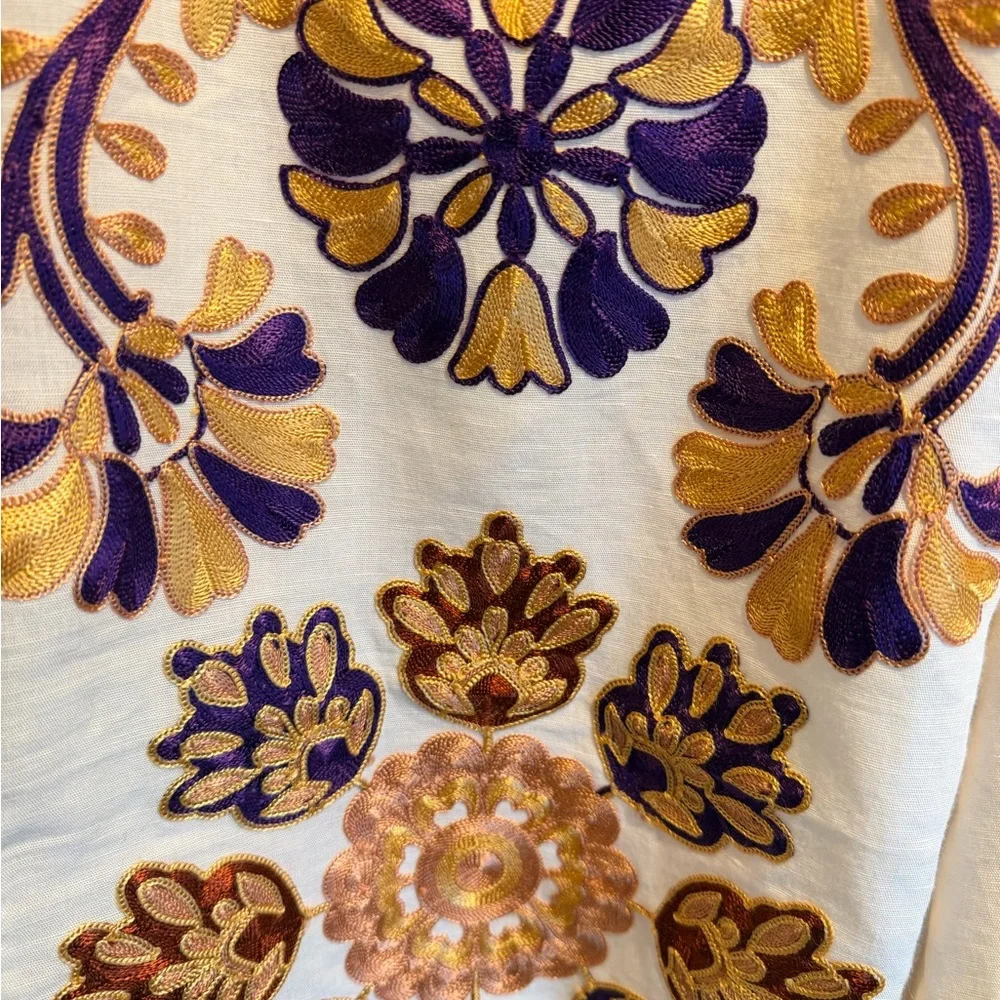 Jorden sezane Embroidered Floral Women's Top - Picture 5 of 5